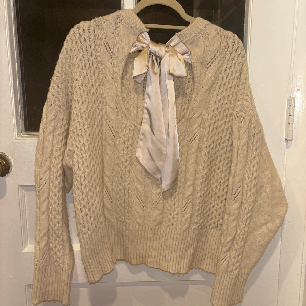 Express Cream Tie-In-Back Knit Sweater - XL - Picture 4 of 15